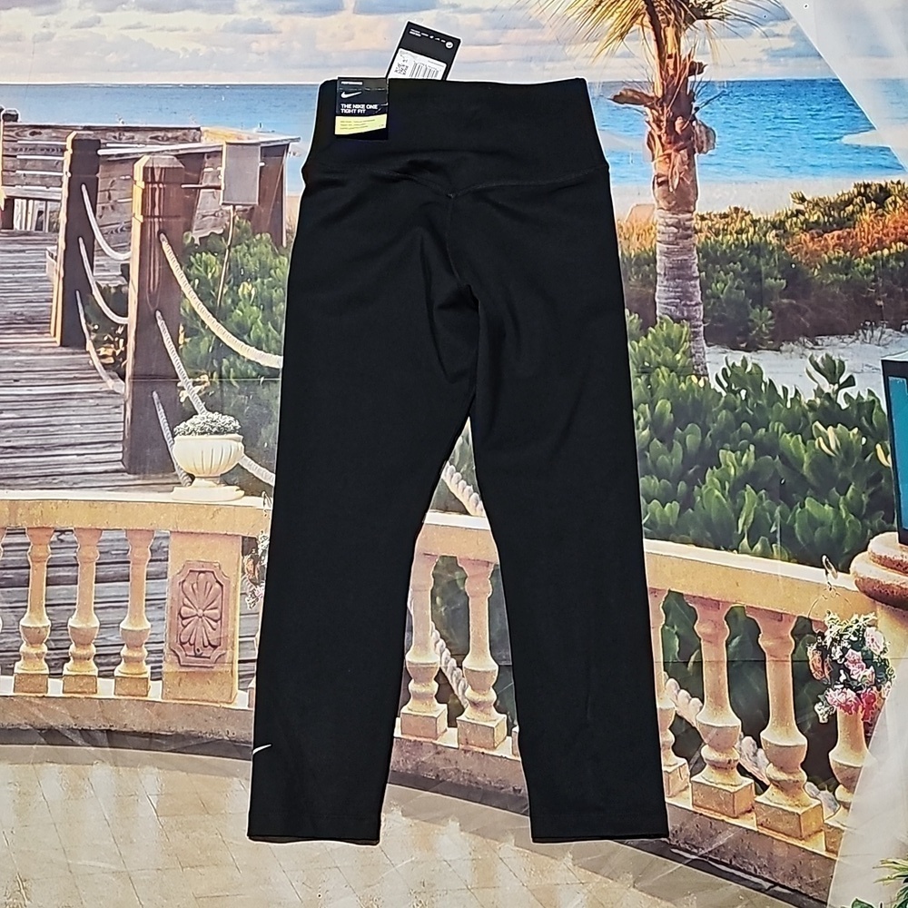 Nike Black Capri Tights Size XXS New - Picture 6 of 6